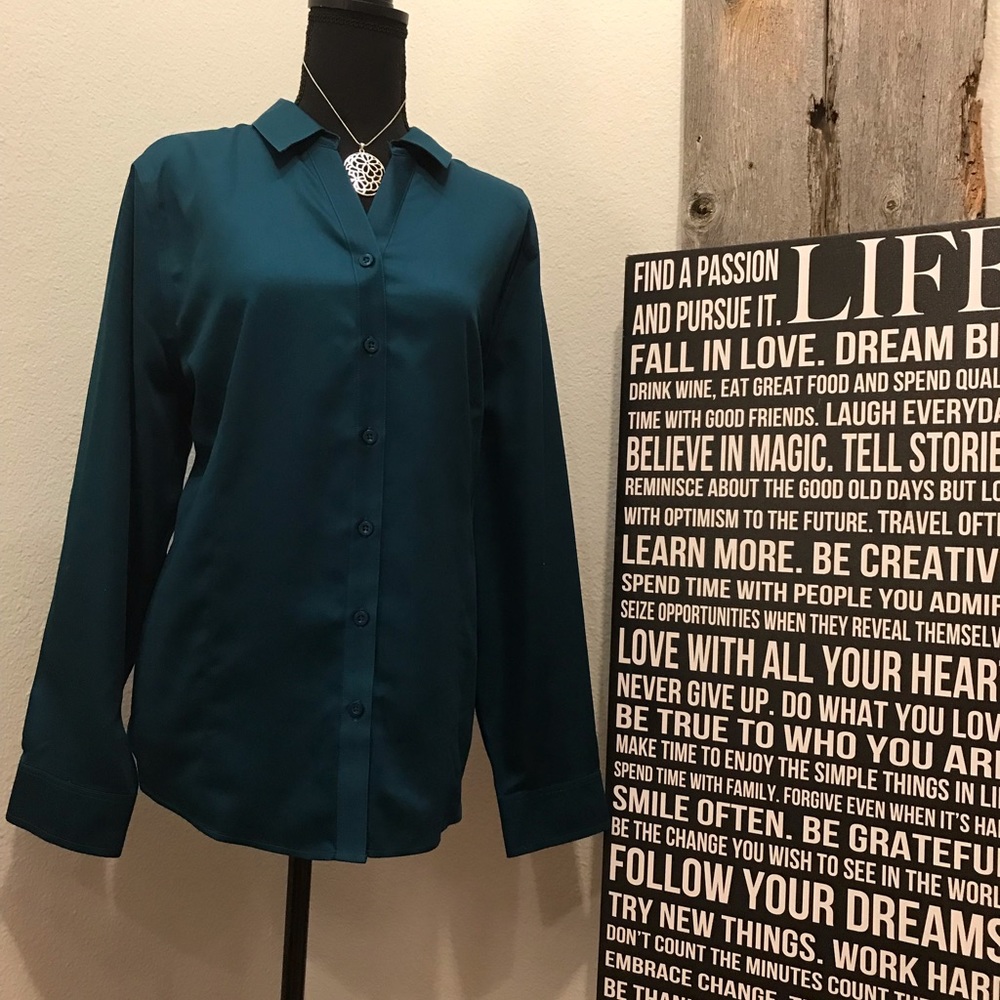 Chico’s No Iron Caroline Sateen Teal Shirt sz 2